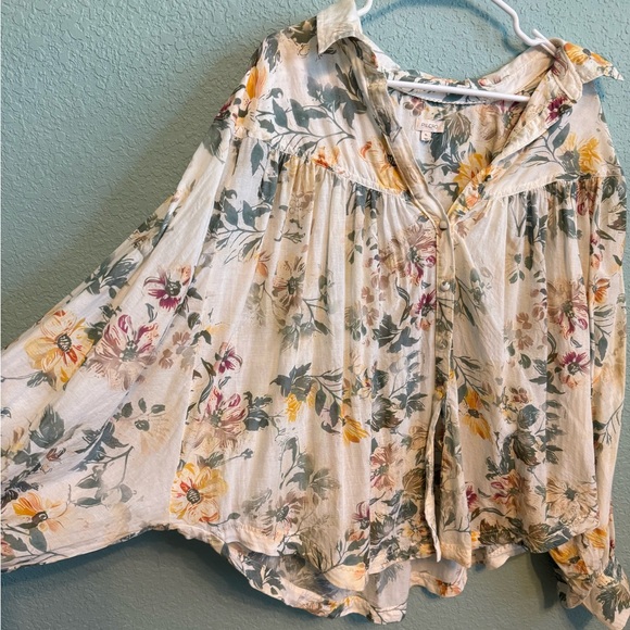 Anthropologie pilcro batwing blouse - Picture 3 of 7